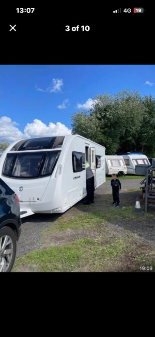 Caravana Cruach Blanca( de uk)