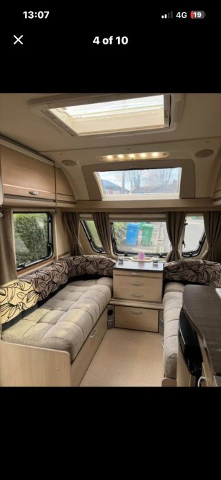 Caravana Cruach Blanca( de uk)