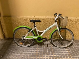 Bicicleta paseo Urban Line con cesta