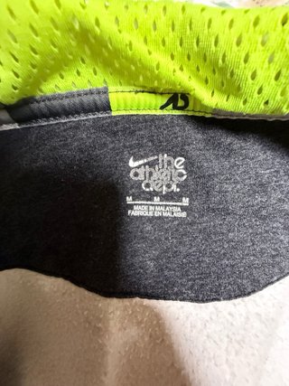 Sudadera Nike Ath Dpt Negra y Verde