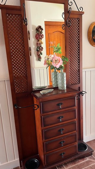 Mueble de entrada madera con espejo