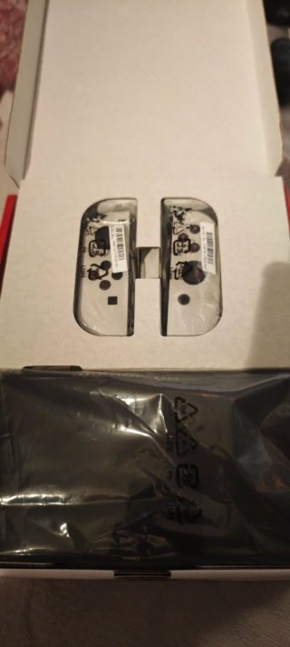 Nintendo Switch OLED Bianca e Nera