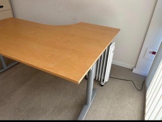 Mesa de despacho madera y metal