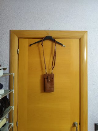 Bolso monedero marrón