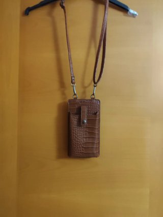 Bolso monedero marrón
