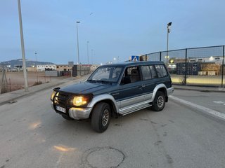 Mitsubishi Montero 1995