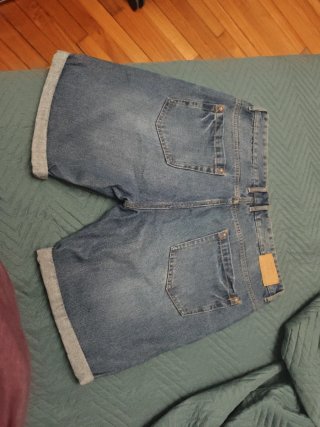 Shorts vaqueros desgastados para chico