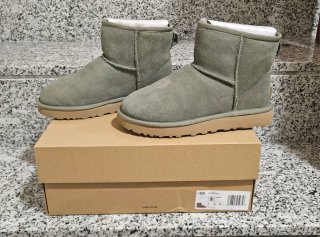 Botas UGG verdes talla 36
