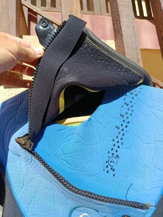 Neopreno Quiksilver Azul y Negro  3'4 mm TallaM