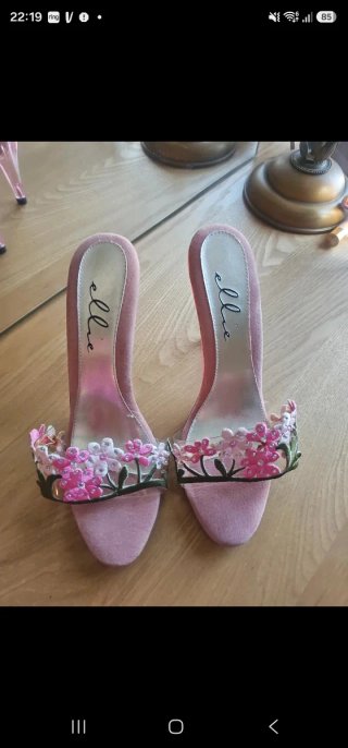 Sandalias Ellie Flores Rosas Tacon 9,5 cm