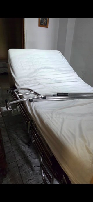 Cama articulada elevable electrica con mando