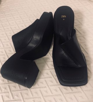 Chanclas Zara Negras Talla 38