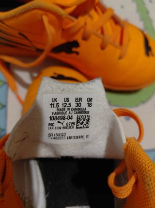 Zapatillas fútbol sala Puma niño naranja