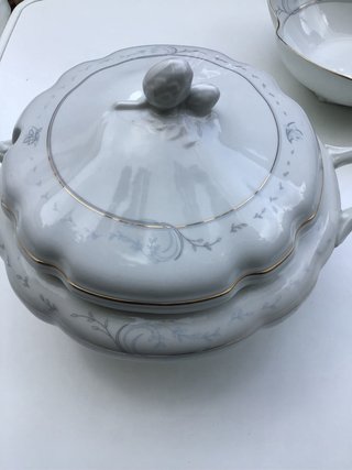 Vajilla Porcelana Blanca Decorada Azul y Oro