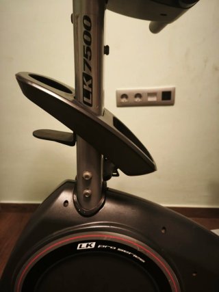 Bicicleta Estática BH Fitness G2350