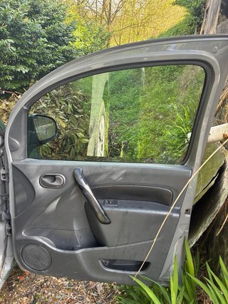 Cambio. por maquinaria  renault kangoo electrico !