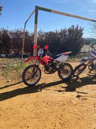 Beta RRT Motocross Roja y Blanca