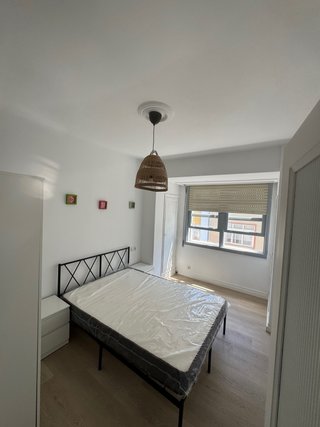 Alquiler habitación grande y exterior céntrica