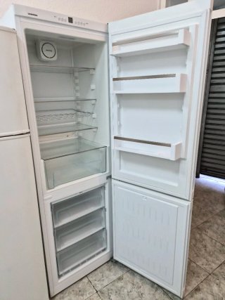 Nevera Liebherr Blanca