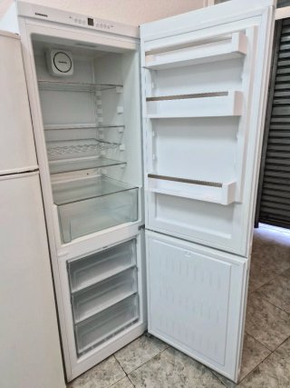 Nevera Liebherr Blanca