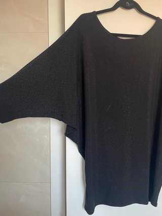 Top negro oversize talla única