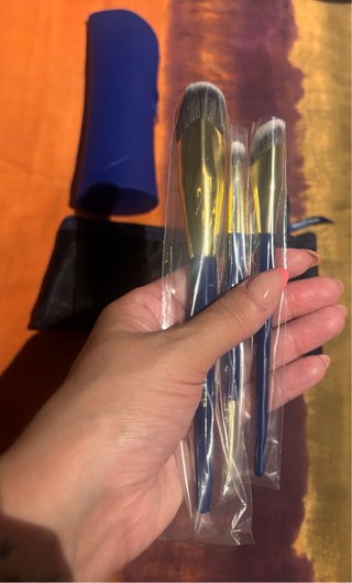 Neceser Estee Lauder con brochas
