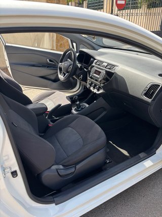 KIA Rio 2015