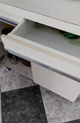 COCINA ÚNICA  AÑOS 70.