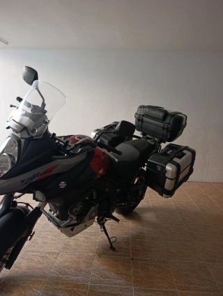 Suzuki V-Strom 650cc Moto Adventure