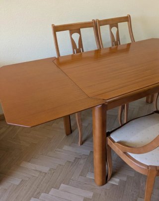 Mesa extensible madera con 4 sillas