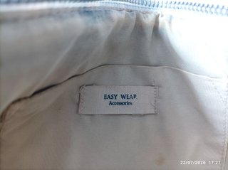 Bolso Pouch Easy Wear Accesories  conFlores