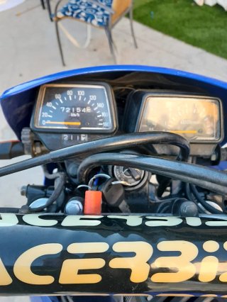 Yamaha XT600E Azul