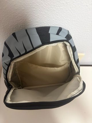 Mochila Negra Pequeña Nueva
