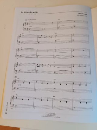 Libro Rockschool Piano Debut