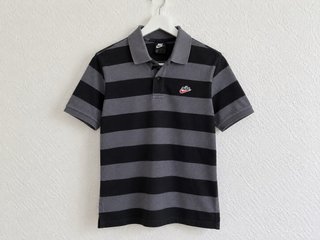 Polo Nike Rayas Gris y Negro Vintage