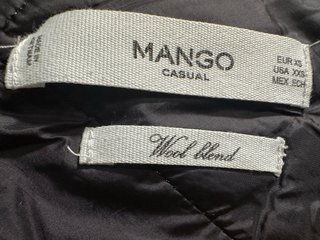 Abrigo Mango Negro Mujer
