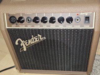 Amplificador Fender Acoustasonic 15