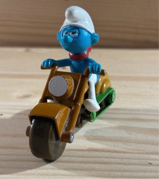 Figura Pitufo en Moto de Juguete - Mondo Motors