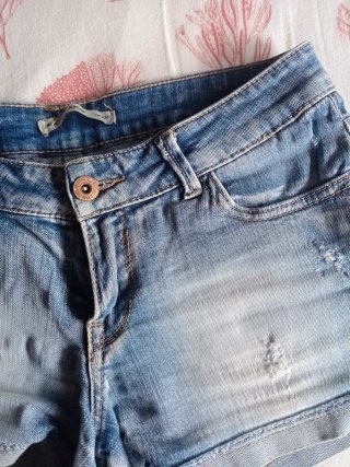 Shorts vaqueros desgastados