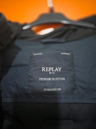 Chaqueta Replay Negra