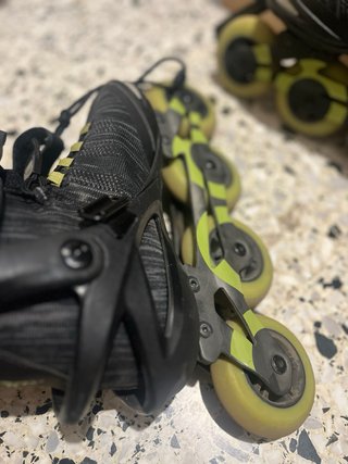 Patines Roces Negros