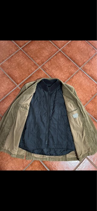 Chaqueta pana con chaleco desmontable talla 56.