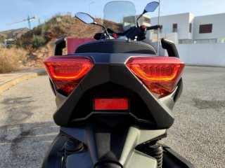 Yamaha XMAX 300 Gris