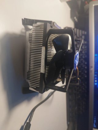 Procesador AMD Athlon 64 3000+ con disipador