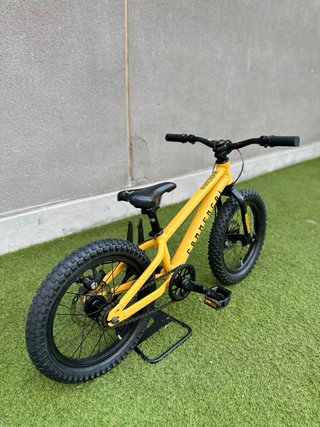 Bicicleta Commençal Ramones 16 Amarilla