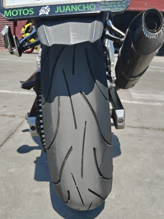 Suzuki GSX650F Moto Deportiva Negra/Plata