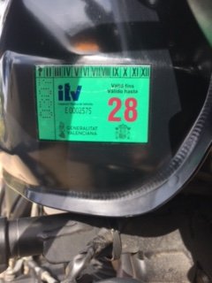 Royal Enfield Himalayan Negra