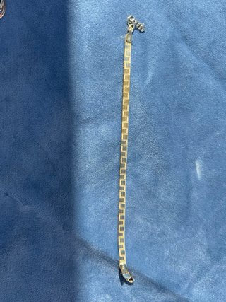 Pulsera de plata dorada estilo griego