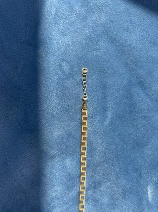 Pulsera de plata dorada estilo griego