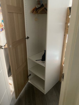 Armario de madera elegante